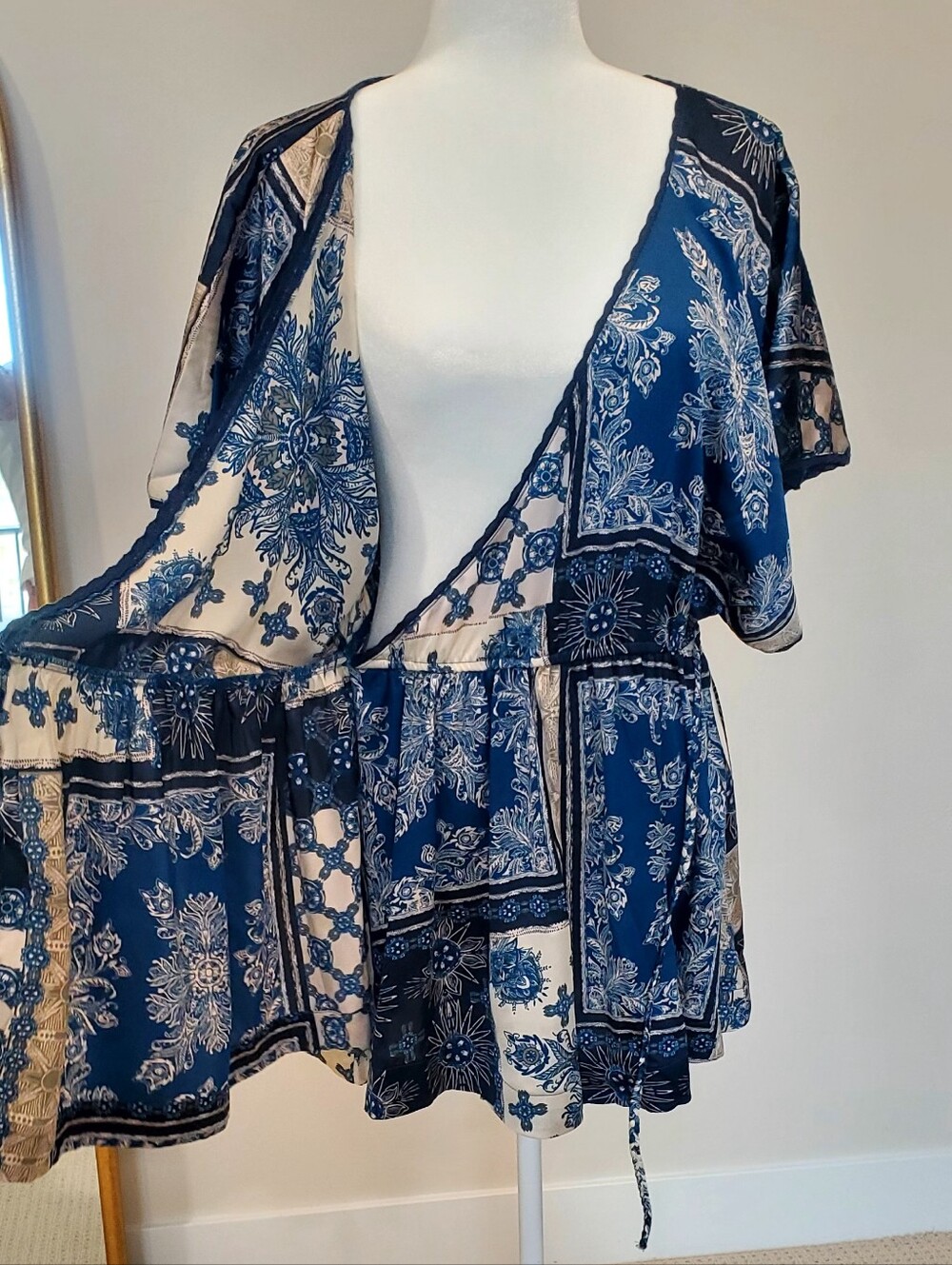 Free People Silky OASIS Loungewear Romper, Wm's Med, NWT - Picture 8 of 16